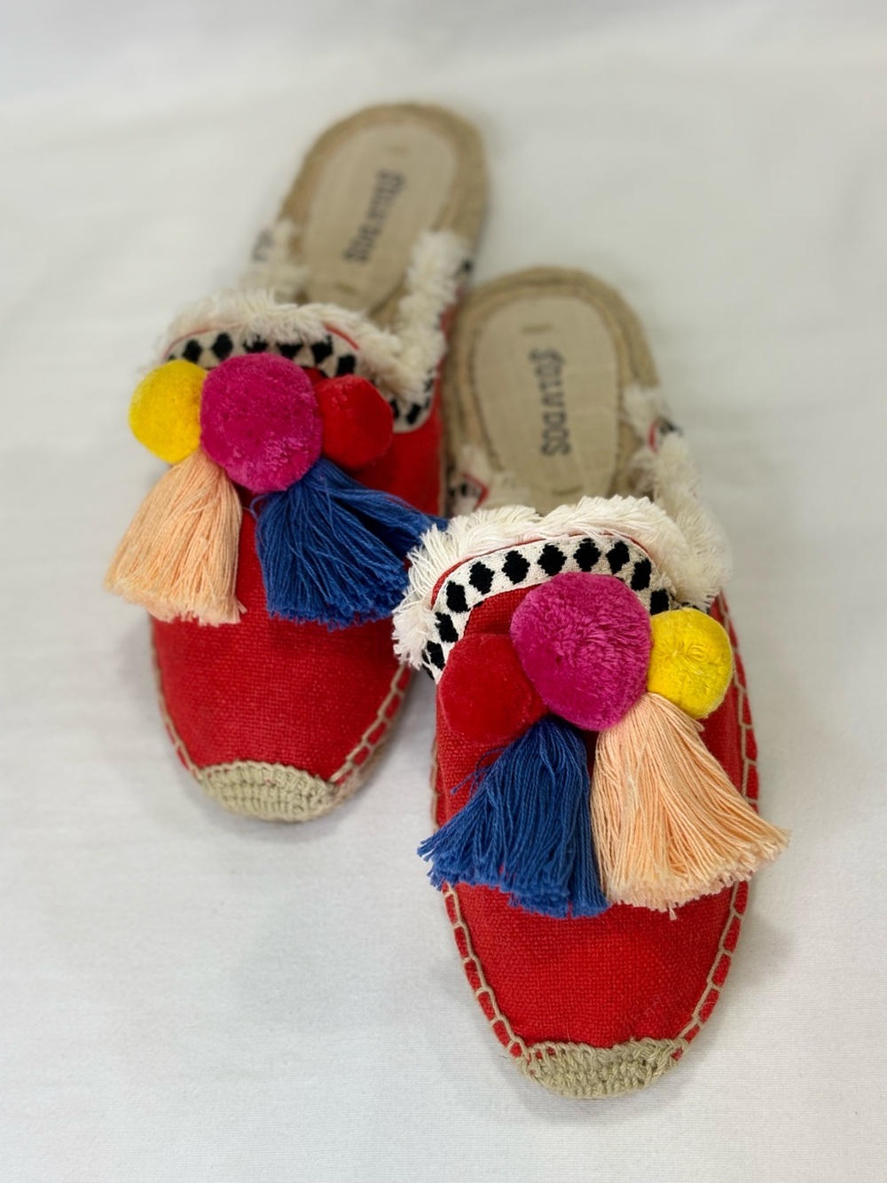 NWOB SALUDOS Red Colorful Pom-Pom Espadrille Mules SZ 6 $110